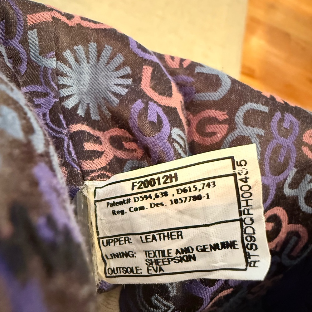 UGG Black Lo Pro Fold Over Boots - Picture 12 of 14